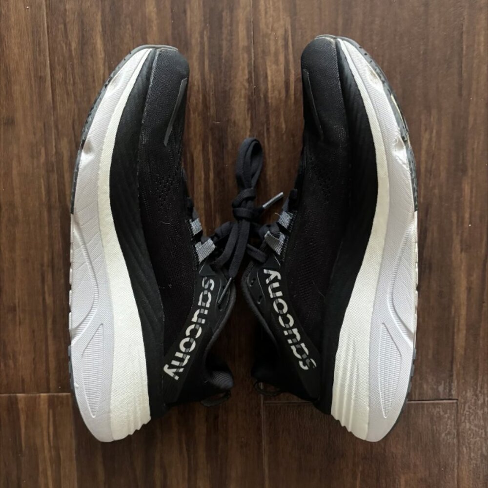 Saucony Hurricane 24 Women's Running Shoes - Picture 6 of 8